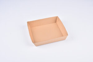 18x13x5cm sterkur pappabakki